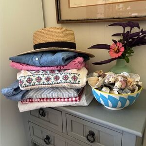 Calling all coastal grandmas 👵🏼🏖️